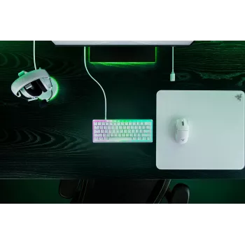 Razer RZ03-04990100-R3M1 klaviatūra žaidimams USB QWERTY JK tarptautinė balta