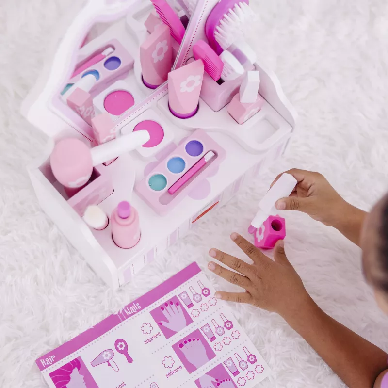 Melissa & Doug grožio salono rinkinys, vaidmenų žaidimas
