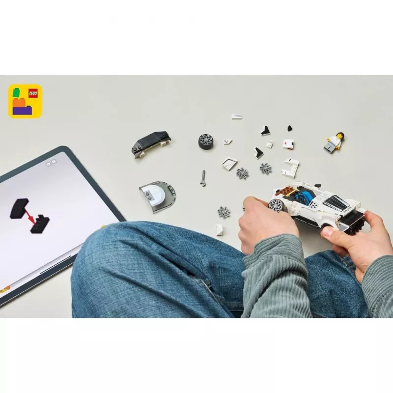 LEGO konstruktorius Bugatti Centodieci Speed Champions 77240 – 291 detalė, 1 minifigūrėlė, nuo 9 metų