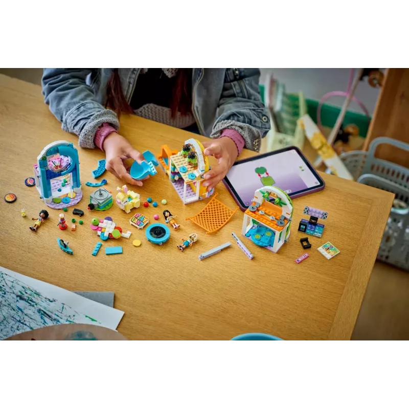 LEGO FRIENDS 42686 Smagus vidaus žaidimų aikštelės rinkinys