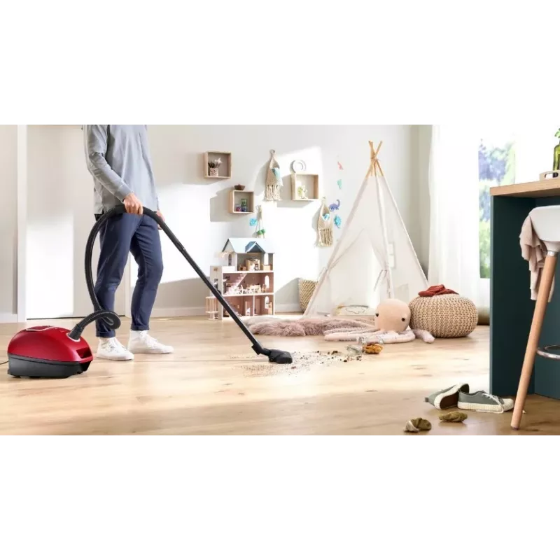 Siurblys Bosch BGB 41RD3H — 600 W, 4 L dulkių maišas, HEPA filtras, 11 m spindulys, teleskopinis vamzdis, raudonas