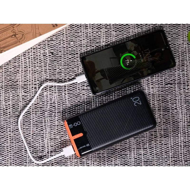 Nešiojamas įkroviklis TRACER EnerGen 20000 mAh, Power Delivery 20W, USB-C įėjimas, 2×USB-A išėjimai, 3 įrenginių palaikymas, oranžinė