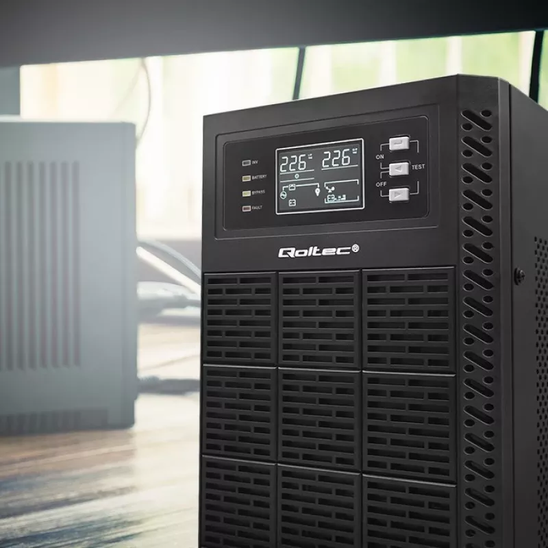 Qoltec 52284 Nepertraukiamo maitinimo šaltinis UPS | 10kVA | 10000W | Galios koeficientas 1.0 | LCD | EPO | USB | On-line