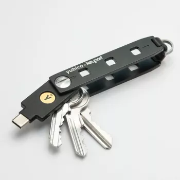 Yubico x Keyport Pivot 2.0