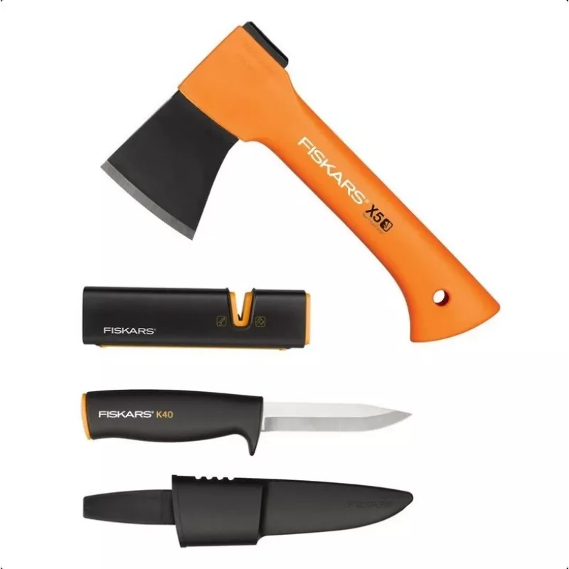 Kirvio ir peilio rinkinys Fiskars 1057913 su galąstuvu – rankinis kirvis ir komunalinis peilis