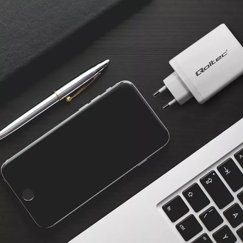 QOLTEC 100W GaN USB-C Dual PD 5–20V 1.5–5A, 2×USB-C Įkroviklis