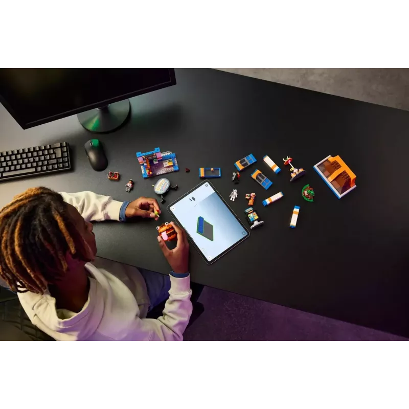 LEGO FORTNITE 77076 Durrr Burger restorano statybinis rinkinys — 546 dalių, 4 minifigūrėlės, 270×180×90 mm