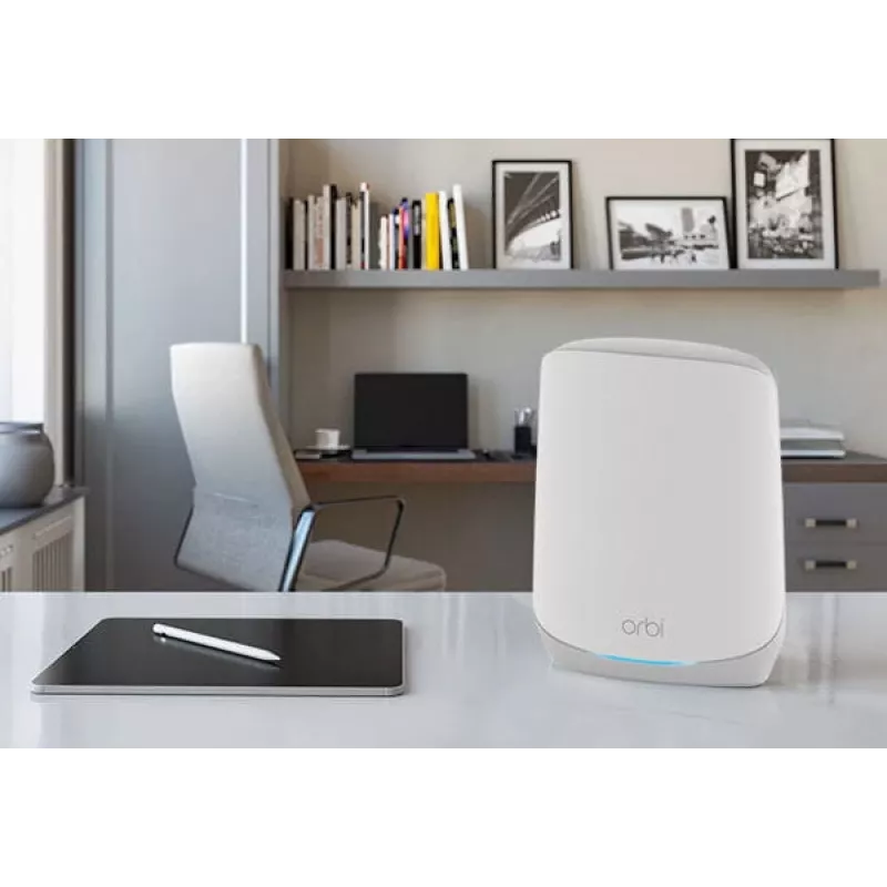 NETGEAR Orbi RBK763S Triju juostų (2,4 GHz / 5 GHz / 5 GHz) Wi-Fi 6 (802.11ax) maršrutizatoriaus rinkinys Baltas 7 vidinės antenos - RBK763S-100EUS