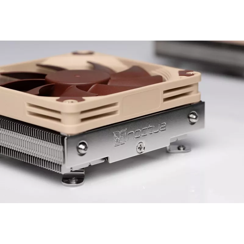 Noctua aušintuvas NH-L9i 17xx procesoriaus aušintuvas 9,2 cm smėlio, rudos spalvos 1 vnt.
