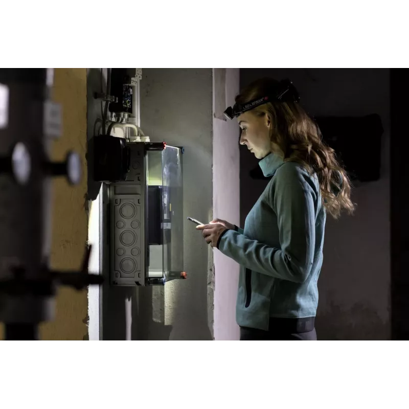 Priekinė galvos lemputė Led Lenser H3.2 Juoda Raudona