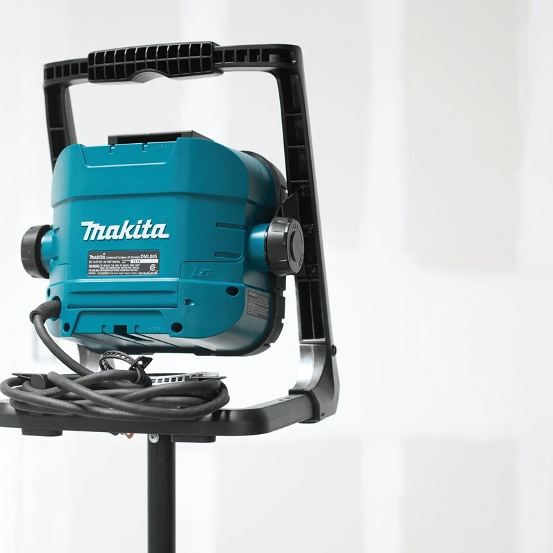 MAKITA LED lempa DEADML805 18V/14,4V 1150lx/750lm su tinklo maitinimu