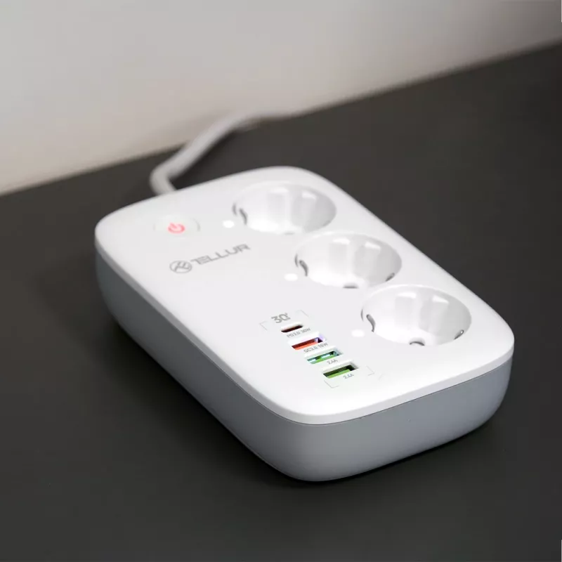 Tellur TLL331521 Smart WiFi maitinimo blokas su 3 kištukiniais lizdais, PD 30W, QC 18W