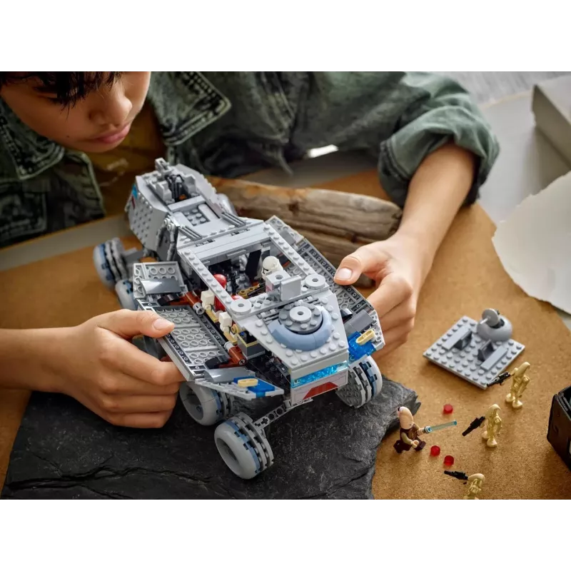 LEGO STAR WARS 75413 Respublikos Juggernaut