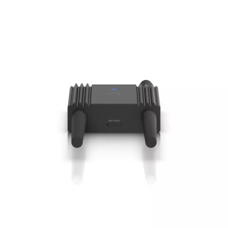 Maršrutizatorius su koriniu ryšiu Ubiquiti UMR-Ultra — 4G LTE, NanoSIM, 2,4 GHz Wi‑Fi (802.11g), 2x RJ‑45, 3 išorinės SMA antenos, 5–30 V DC