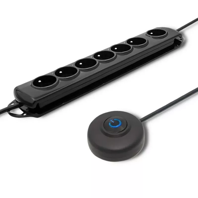 Qoltec 50171 apsauginis nuo viršįtampių filtras 7 kištukiniai lizdai 230V 1.5m juodas