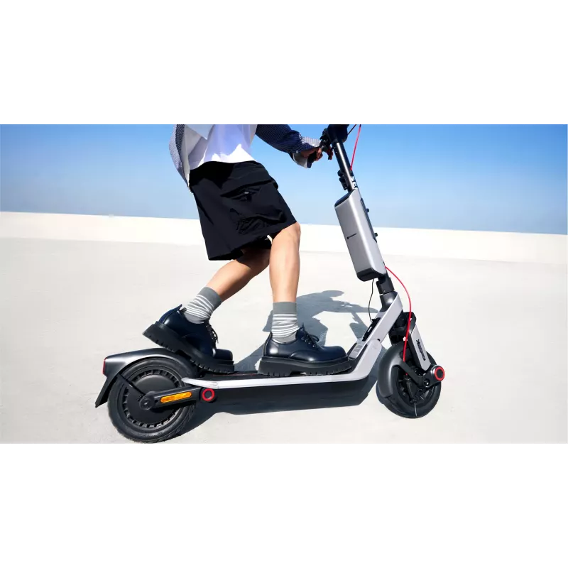 Segway eKickScooter E3 E | 800 W | iki 25 km/h | 10 colių