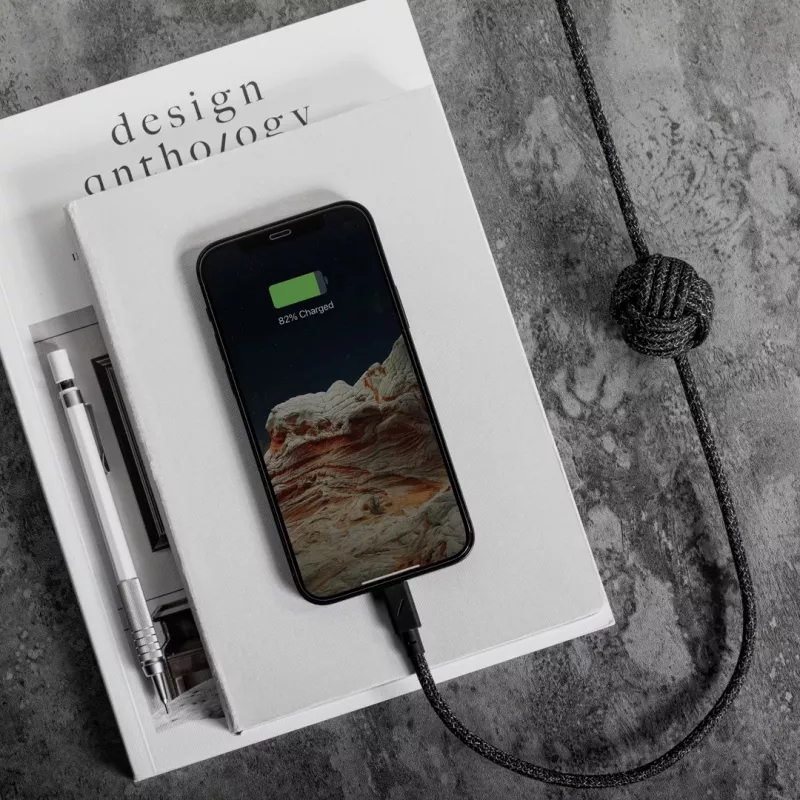 USB-C į Lightning laidas Native Union Night Cable 3 m – juoda/pilka