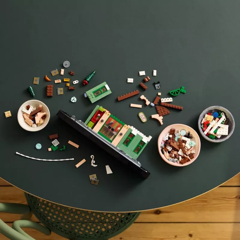 LEGO ICONS 10362 Prancūziška kavinė