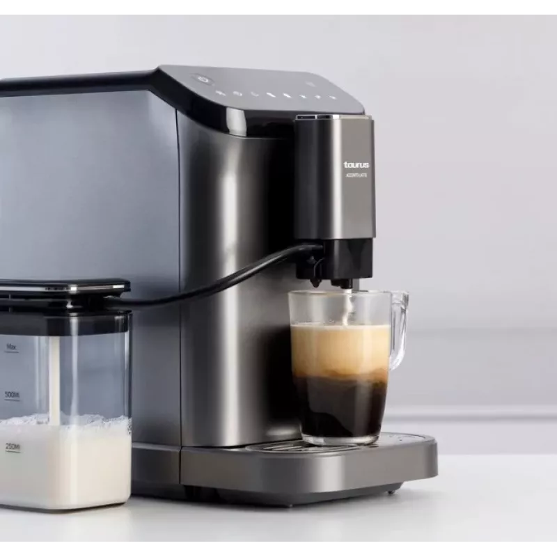 Visiškai automatinis espreso aparatas Taurus Accento Latte su malūnėliu, 1,5 L vandens talpa
