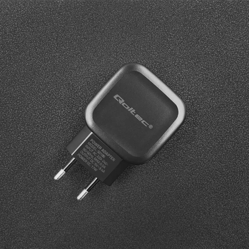 Qoltec 50188 universalus įkroviklis nešiojamam kompiuteriui, išmaniajam telefonui, išmaniajam laikrodžiui, planšetei, telefonui, juodas AC, DC patalpoms