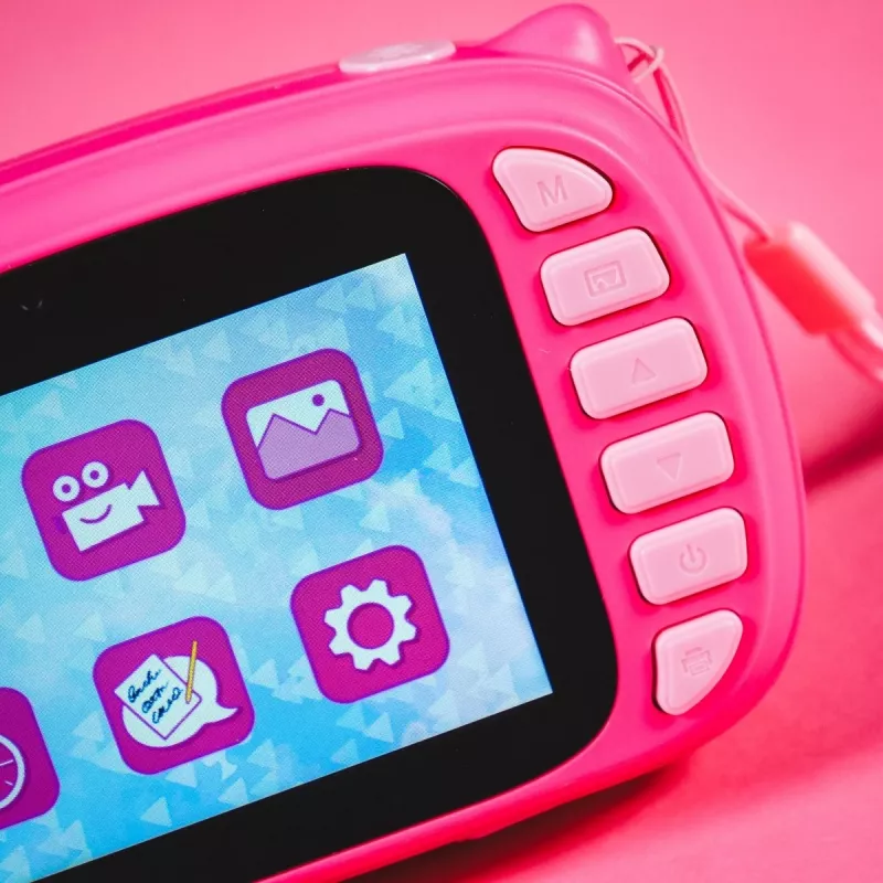 Barbie Print Cam – momentinė kamera su spausdinimu