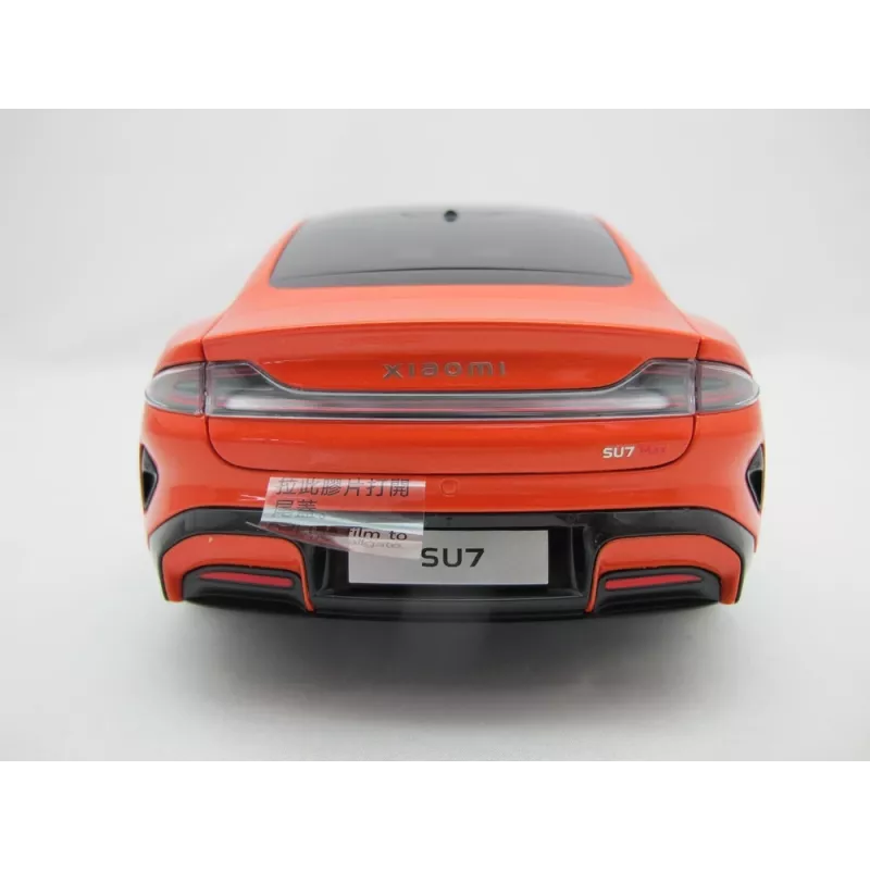 Xiaomi SU7 1:18 liejimo modelis, surinktas, W278×D108×H81,5 mm