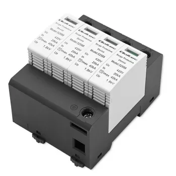Apsauginis įtampos ribotuvas QOLTEC 52588 AC 4P 420V T2 C — 4 polių, 420 V, 2 tipo