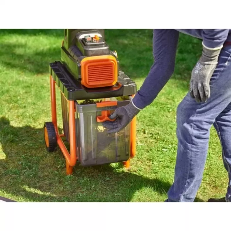 Sodo smulkintuvas Black & Decker BEGAS5800-QS 2800 W 45 L