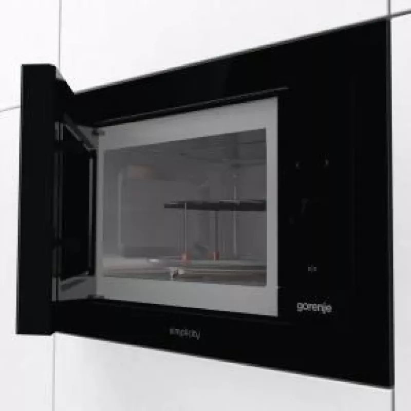 Gorenje BM235G1SYB juoda kombinuota mikrobangų krosnelė įmontuojama 23 L 900 W