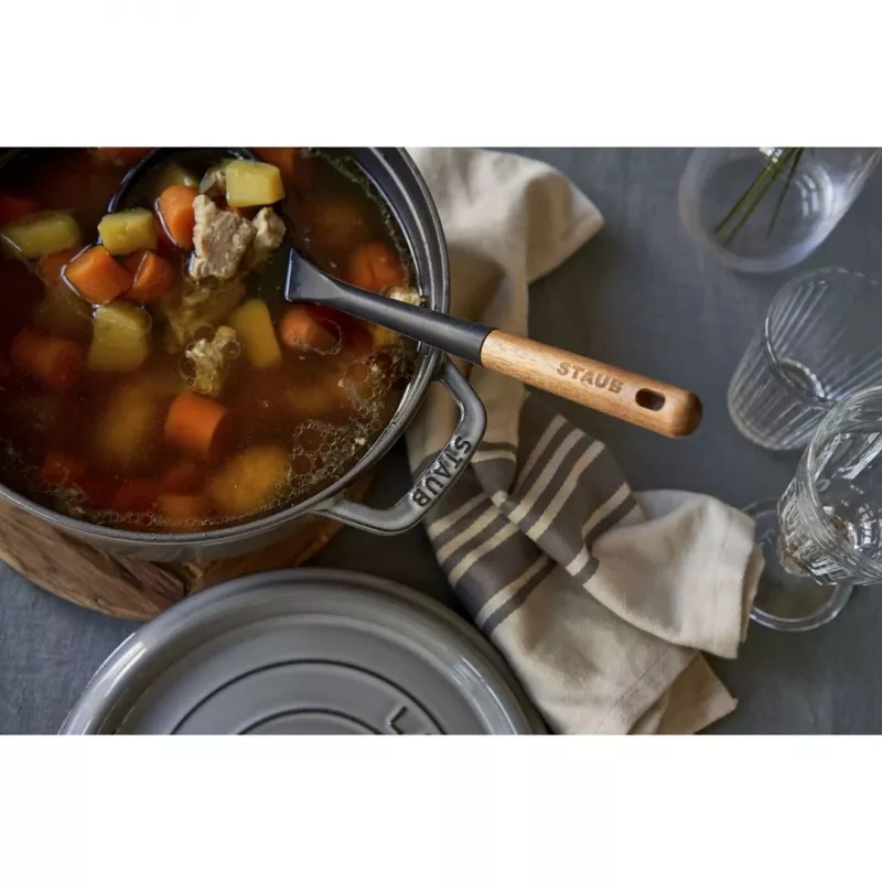 Staub Cocotte 3.8 L apvalus ketaus troškintuvas kepimo indas
