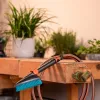 GARDENA Cleansystem rankinis šepetys M kietas, pilkai turkio spalvos, universalus, minkštas plastikinis dirželis