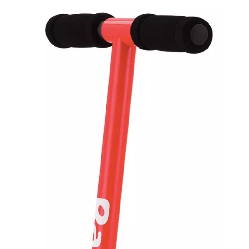 Paspirtukas vaikiškas Razor S Spark Sport juodas/raudonas