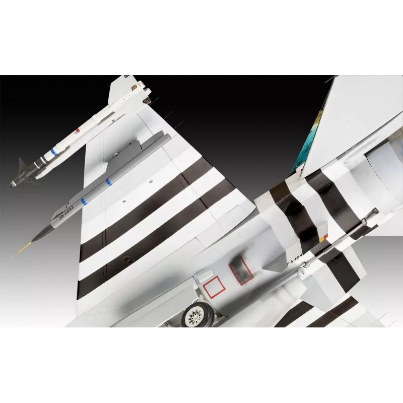 Plastikinis modelis REVELL F-16 Falcon 50-osioms metinėms, mastelis 1:32