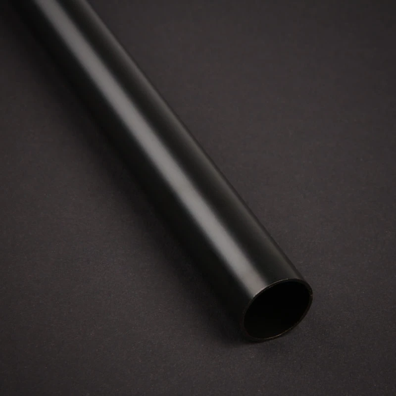 Kietasis vamzdelis 16 mm išorinis skersmuo BitsPower None Chamfer Brass Tube 500 mm – anglies apdaila