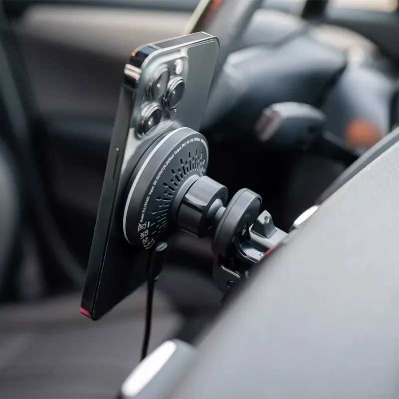 Belaidis automobilinis įkroviklis Tellur TLL151431 MagSafe suderinamas 15W juodas išmaniesiems telefonams
