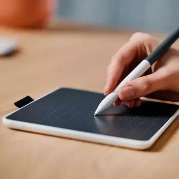 Grafinė planšetė Wacom Intuos One Medium 216 x 135 mm