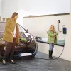 Qoltec Mobile EV automobilio įkroviklis reguliuojamas 2in1 Type2 | 7kW | 230V | CEE 3 kištukas | Wi-fi | LCD | Nešiojamas | Sieninis | 5m