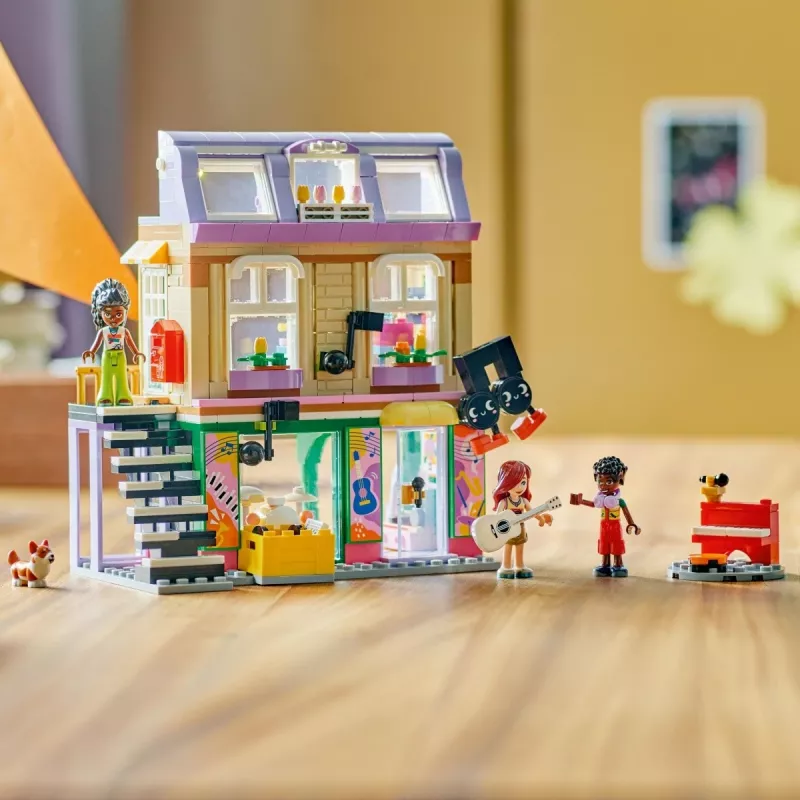 LEGO FRIENDS 42653 Muzikos parduotuvė ir butas