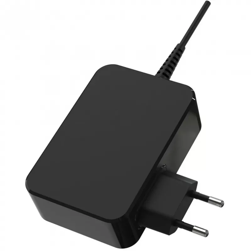 LC-Power LC-NB-GAN-90-C 90W USB-C nešiojamojo kompiuterio įkroviklis (juodas, patalpoms)