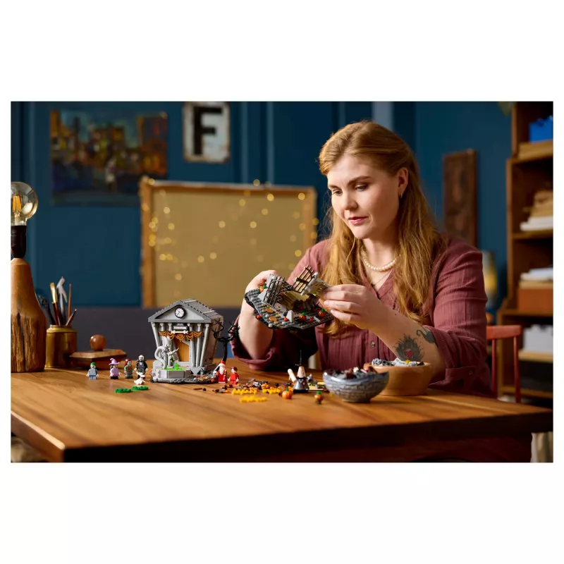 LEGO Ideas - Timo Burtono Disnėjaus filmas Kalėdų košmaras prieš Kalėdas (21351)