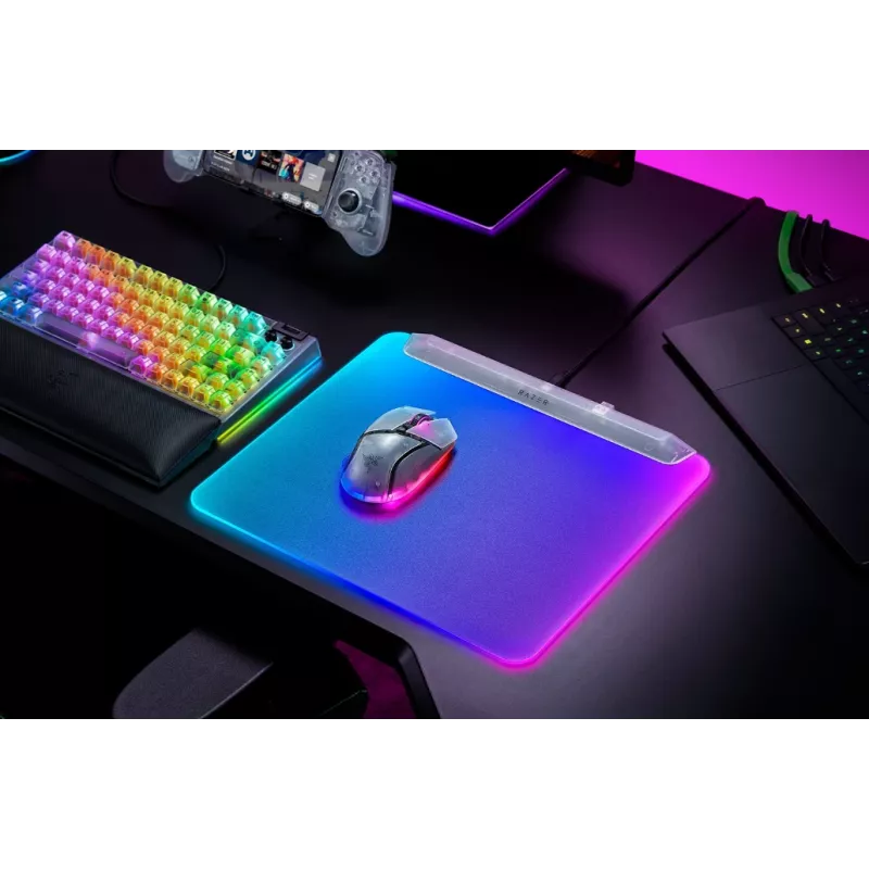 Žaidimų pelės kilimėlis Razer Firefly V2 Pro White – RGB apšvietimas, USB maitinimas, neslystanti bazė
