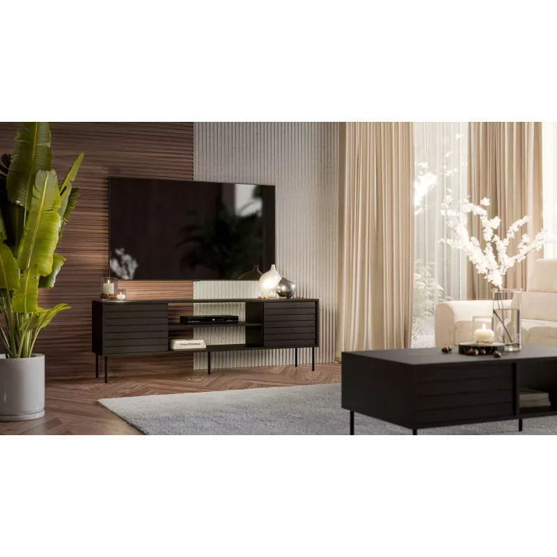 TV spintelė cama meble CORTINA EF 180×40×60 cm, juoda, medžio drožlių plokštės viršus, juodas rėmas