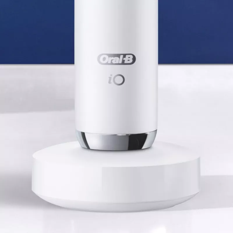 Elektrinis dantų šepetėlis Oral-B iO9 iOM9.1A1.1AD baltas