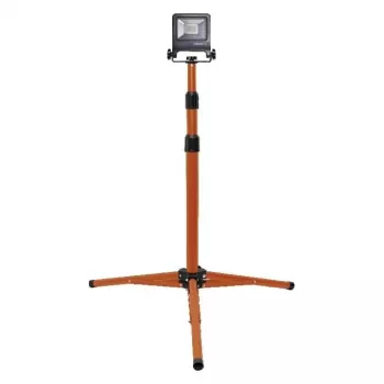 LED darbinis žibintas 1x20W 2000LM IP65 su trikoju
