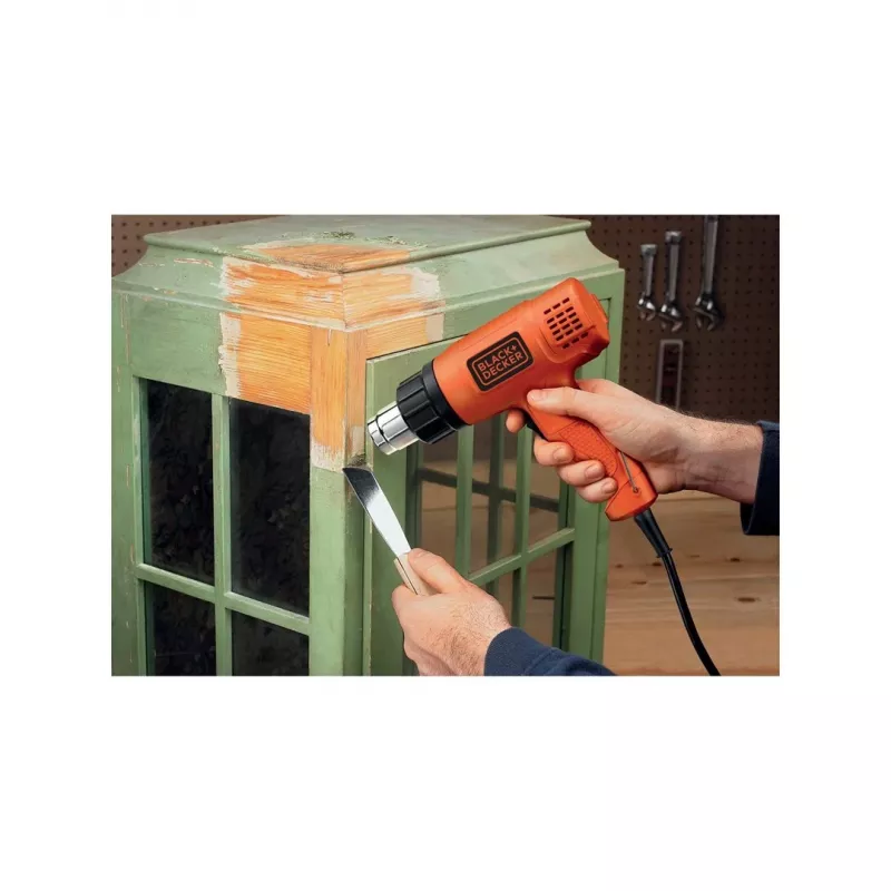 Karšto oro pūstuvas Black & Decker KX1650 — 1750 W, iki 600 °C, 570–740 l/min, 2 m laidas, 600 g