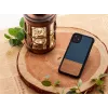Man and Wood dėklas iPhone 11 – denim juoda spalva, natūrali mediena