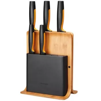 Pjaustymo lentynėlė Fiskars 1057552 – medinis blokas peiliams su 5 lizdais, nerūdijantis plienas, maks. peilio ilgis 21,3 cm