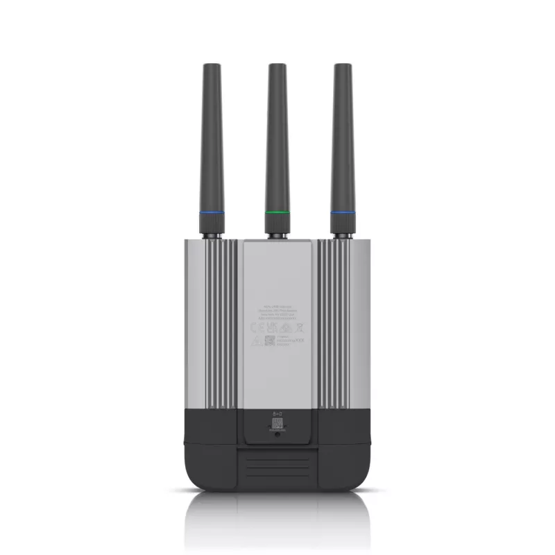 Ubiquiti UMR-Industrial pramoninis maršrutizatorius