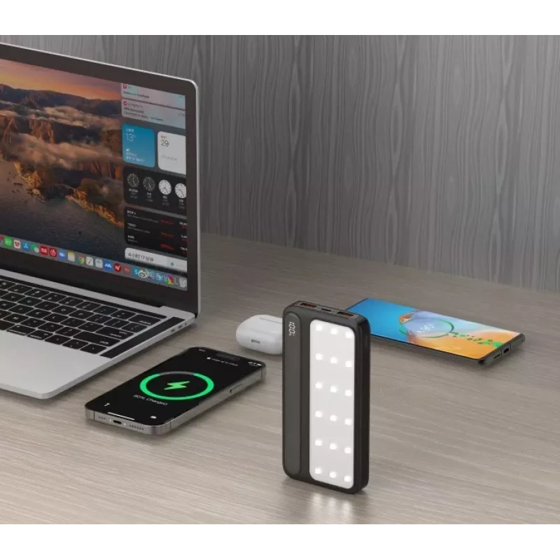Powerbank Rebeltec P10 LCDPD 10 000 mAh su žibintuvėliu