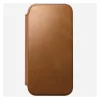 Nomad Modern Leather Folio dėklas iPhone 17 Pro Max — Tan (oda, iki 17,5 cm ekrano, 4 kortelių kišenės)